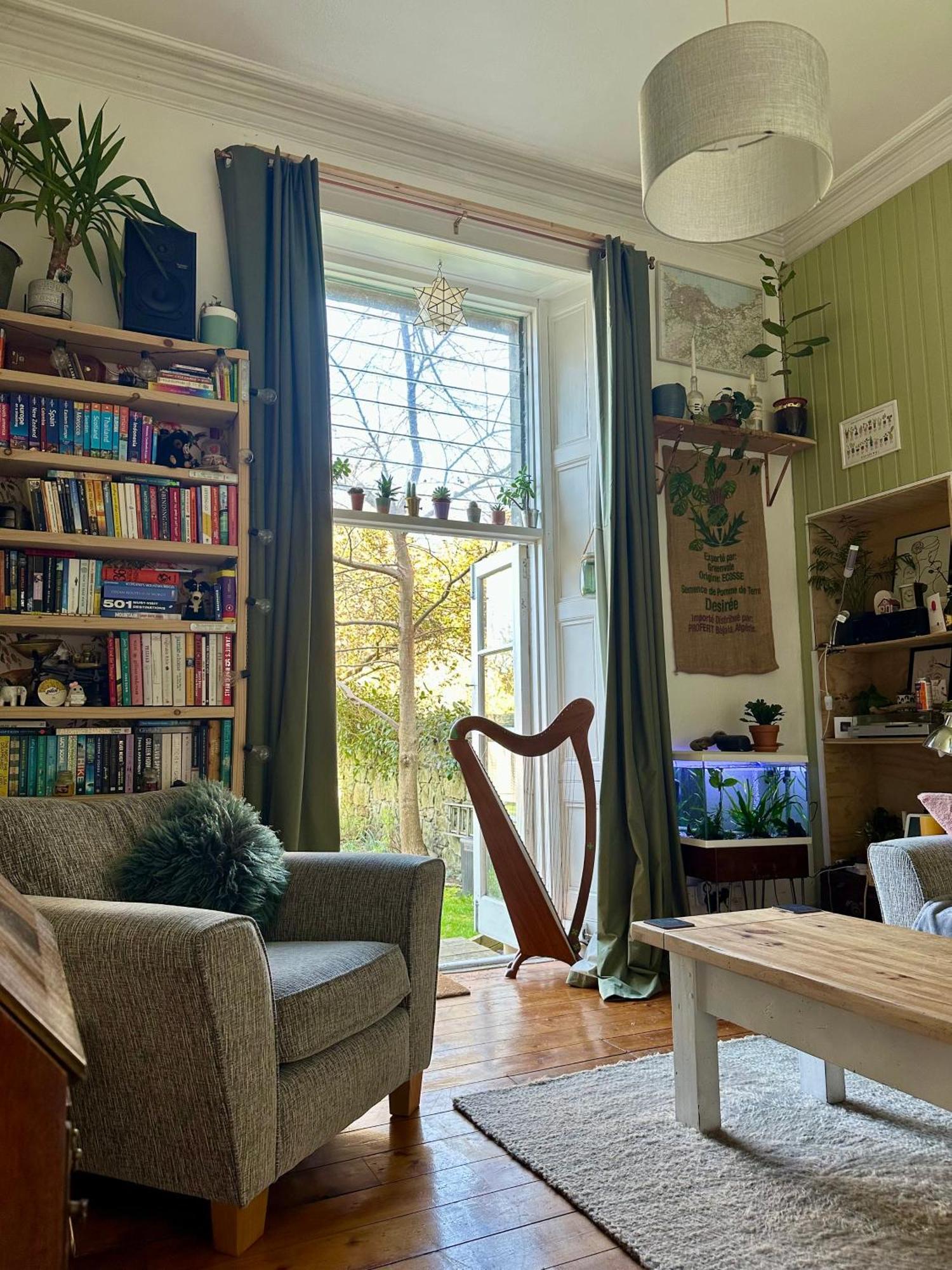 Quirky Apartment In Leith Edinburgh Exterior photo